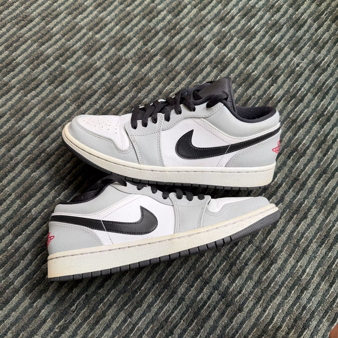 Air Jordan 1 Low Light Smoke Grey product image 2, provided for visual reference and product detail review