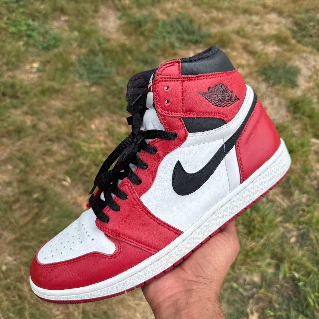 Air Jordan 1 Retro Chicago (2015) product image 5, provided for visual reference and product detail review