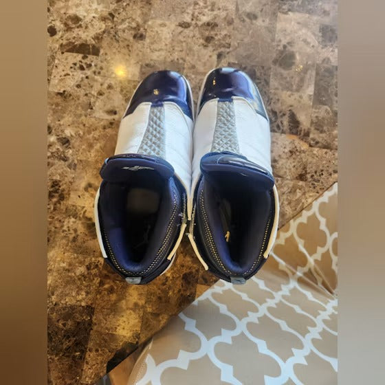 Air Jordan 16 Retro Midnight Navy (2016) product image 6, provided for visual reference and product detail review