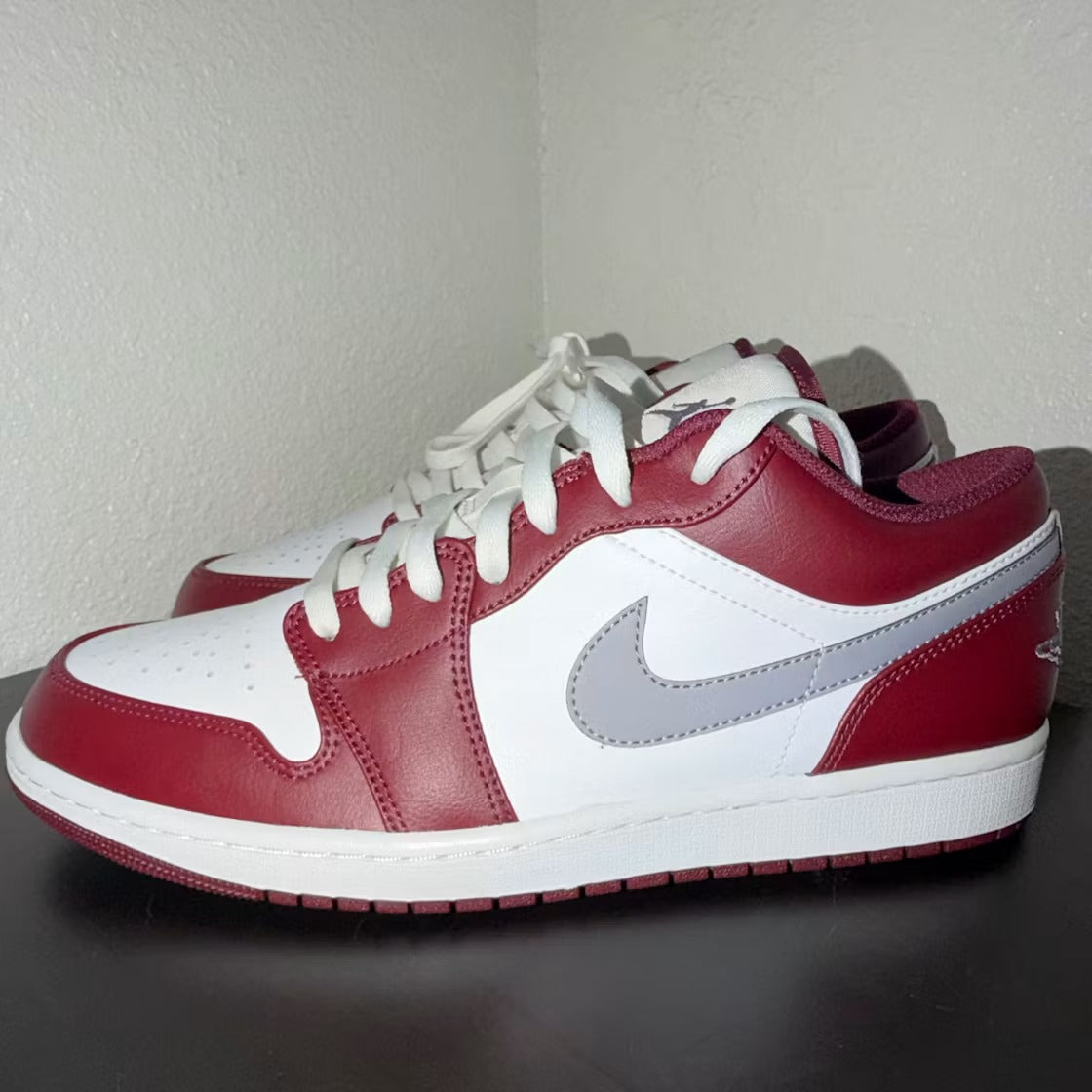 Air Jordan 1 Low White Bordeaux product image 4, provided for visual reference and product detail review
