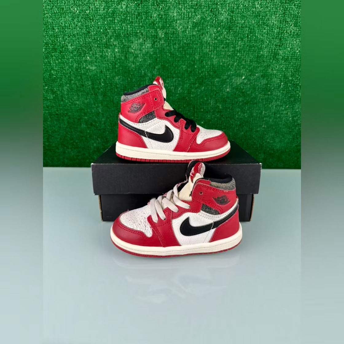 Air Jordan 1 Retro High OG Chicago Lost and Found (TD) product image 3, provided for visual reference and product detail