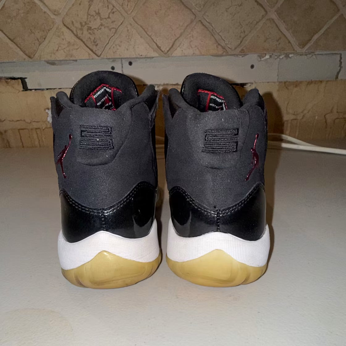 Air Jordan 11 Retro 72-10 product image 3, provided for visual reference and product detail review