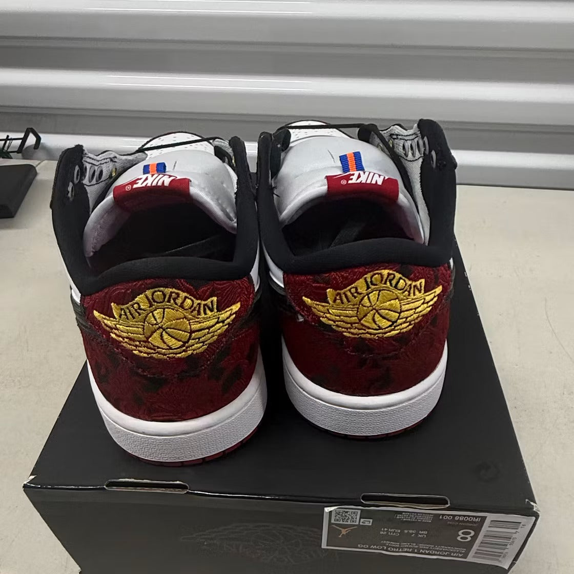 Air Jordan 1 Retro Low OG Last Dance At The Garden product image 4, provided for visual reference and product detail review