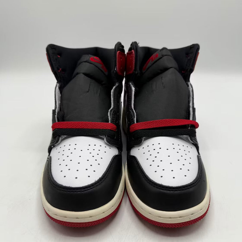 Air Jordan 1 Retro High OG Black Toe Reimagined (GS) product image 2, provided for visual reference and product detail review