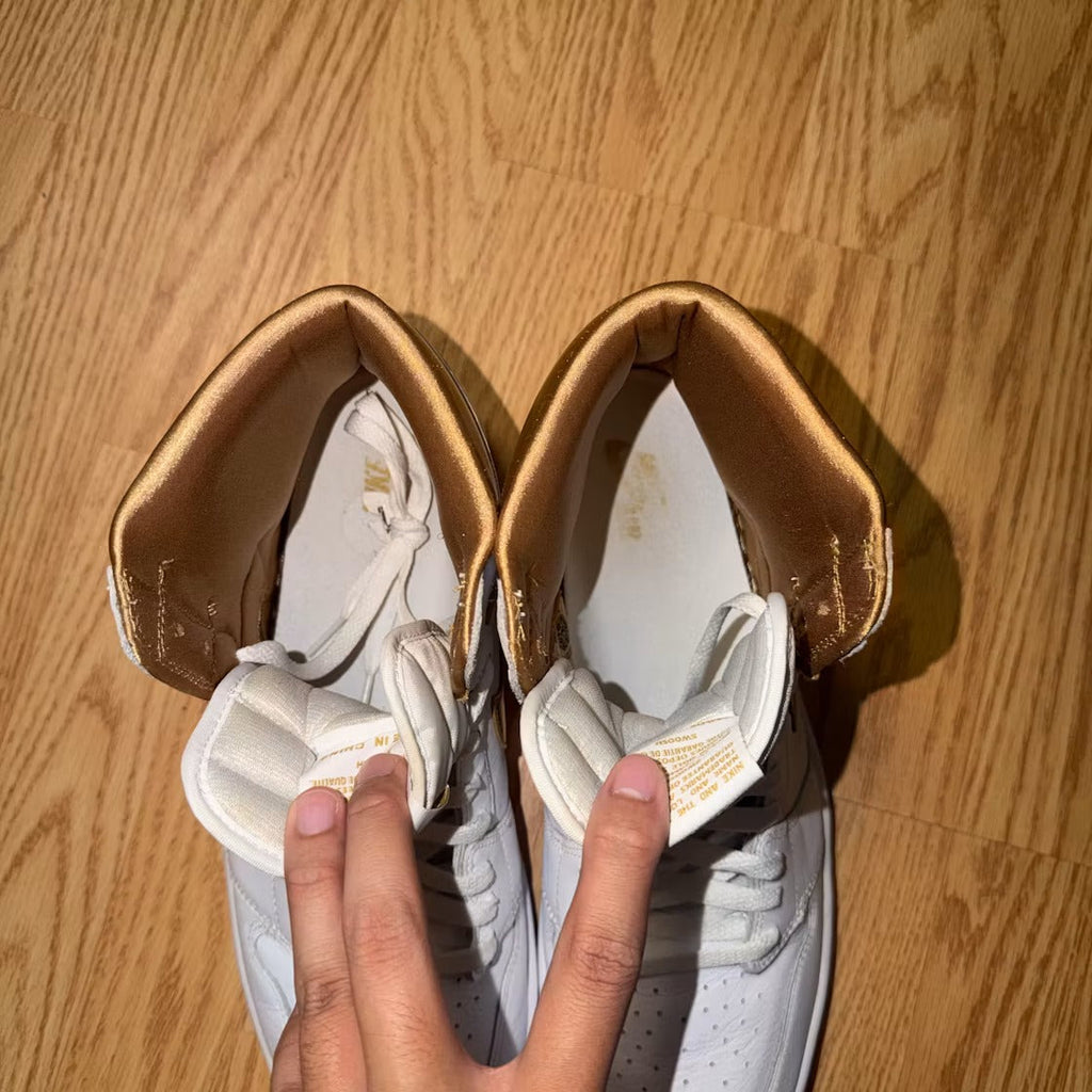 Air Jordan 1 Retro High OG Metallic Gold (Women) product image 4, provided for visual reference and product detail review