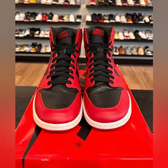 Air Jordan 1 Retro High '85 Varsity Red product image 3, provided for visual reference and product detail review