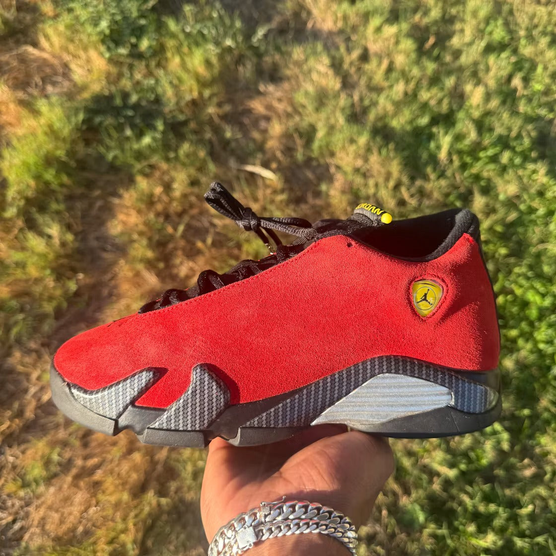 Air Jordan 14 Retro Ferrari (2025) (GS) product image 2, provided for visual reference and product detail review