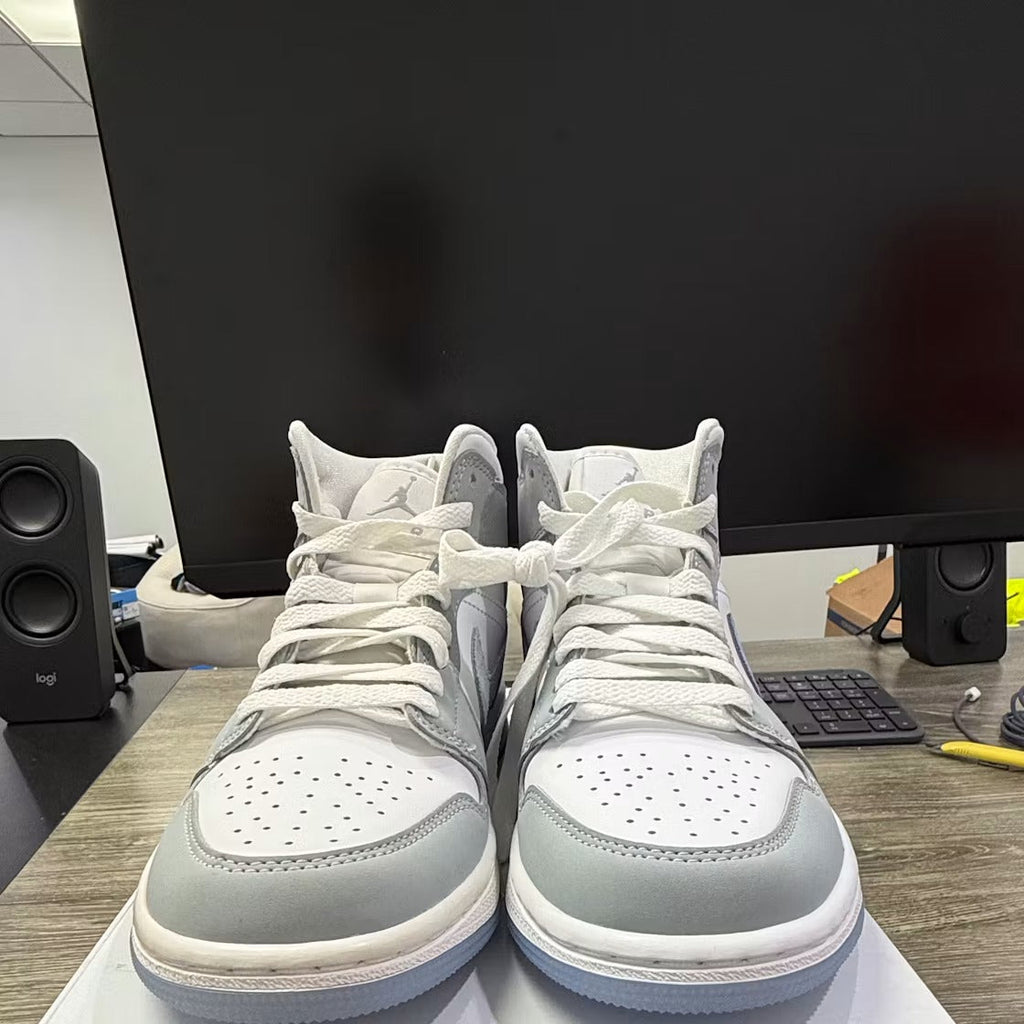 Air Jordan 1 Mid Wolf Grey Aluminum (Women) product image 2, provided for visual reference and product detail review