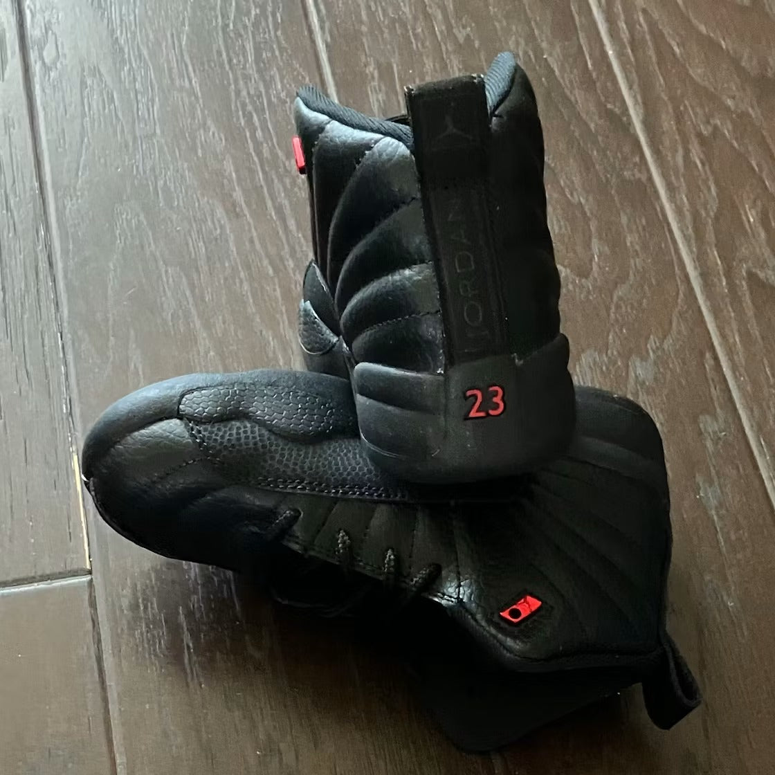 Air Jordan 12 Retro Bloodline (PS) product image 5, provided for visual reference and product detail review