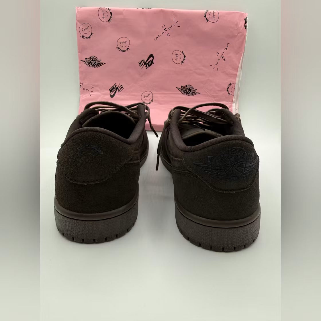Air Jordan 1 Retro Low OG SP Travis Scott Velvet Brown product image 4, provided for visual reference and product detail