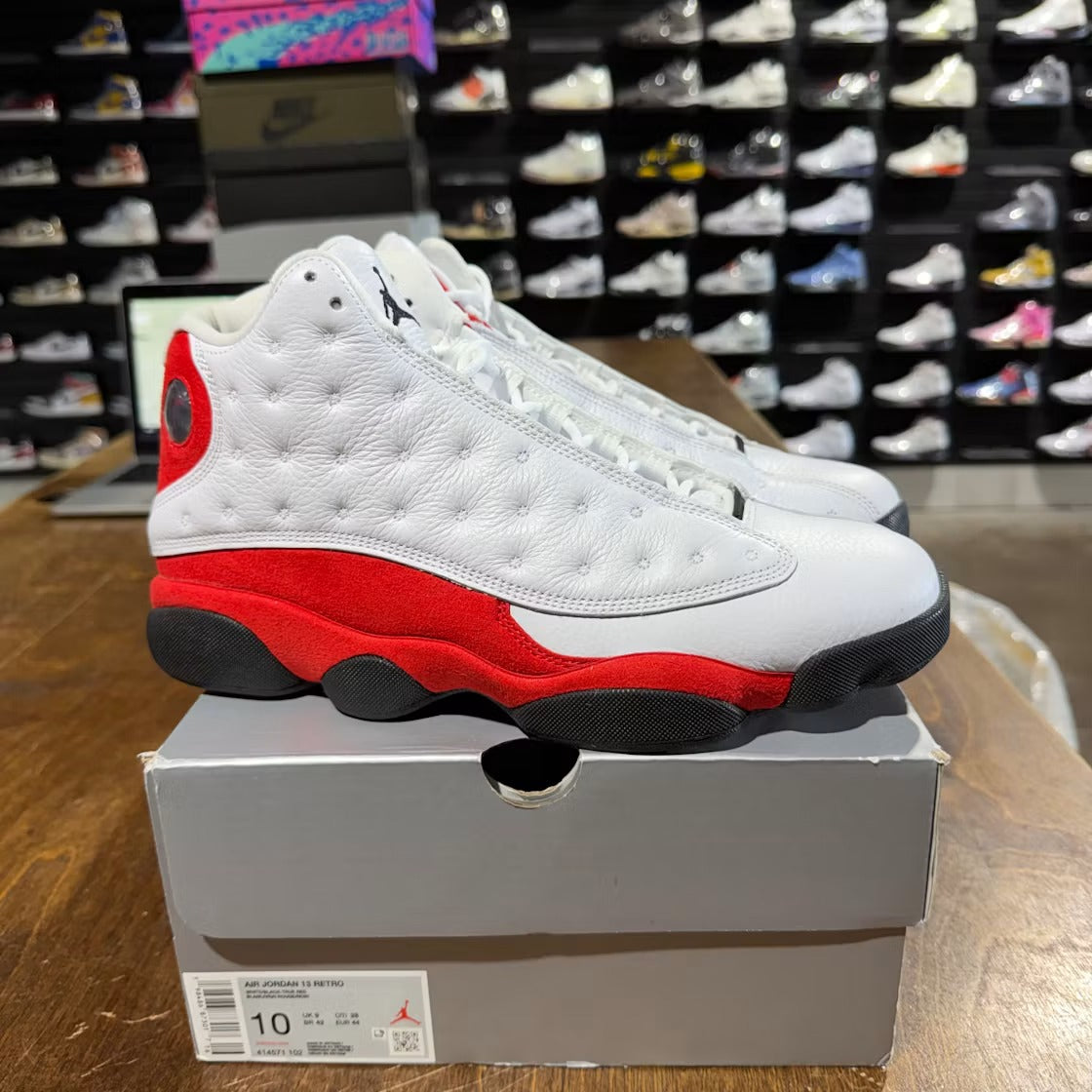 Air Jordan 13 Retro OG Chicago (2026) product image 2, provided for visual reference and product detail review