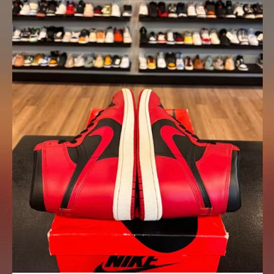 Air Jordan 1 Retro High '85 Varsity Red product image 5, provided for visual reference and product detail review