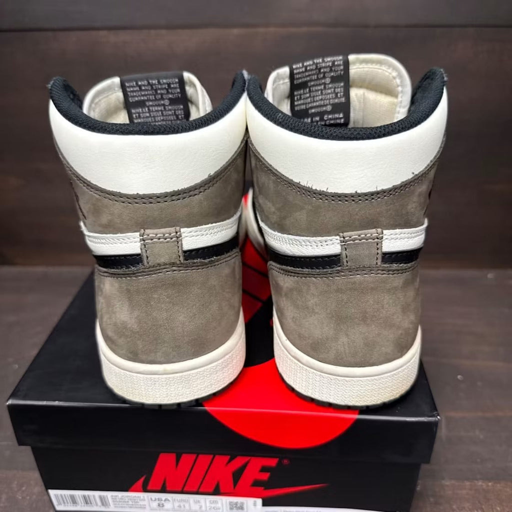 Air Jordan 1 Retro High Dark Mocha product image 5, provided for visual reference and product detail review