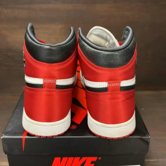 Air Jordan 1 Retro High Satin Black Toe (Women) product image 4, provided for visual reference and product detail review