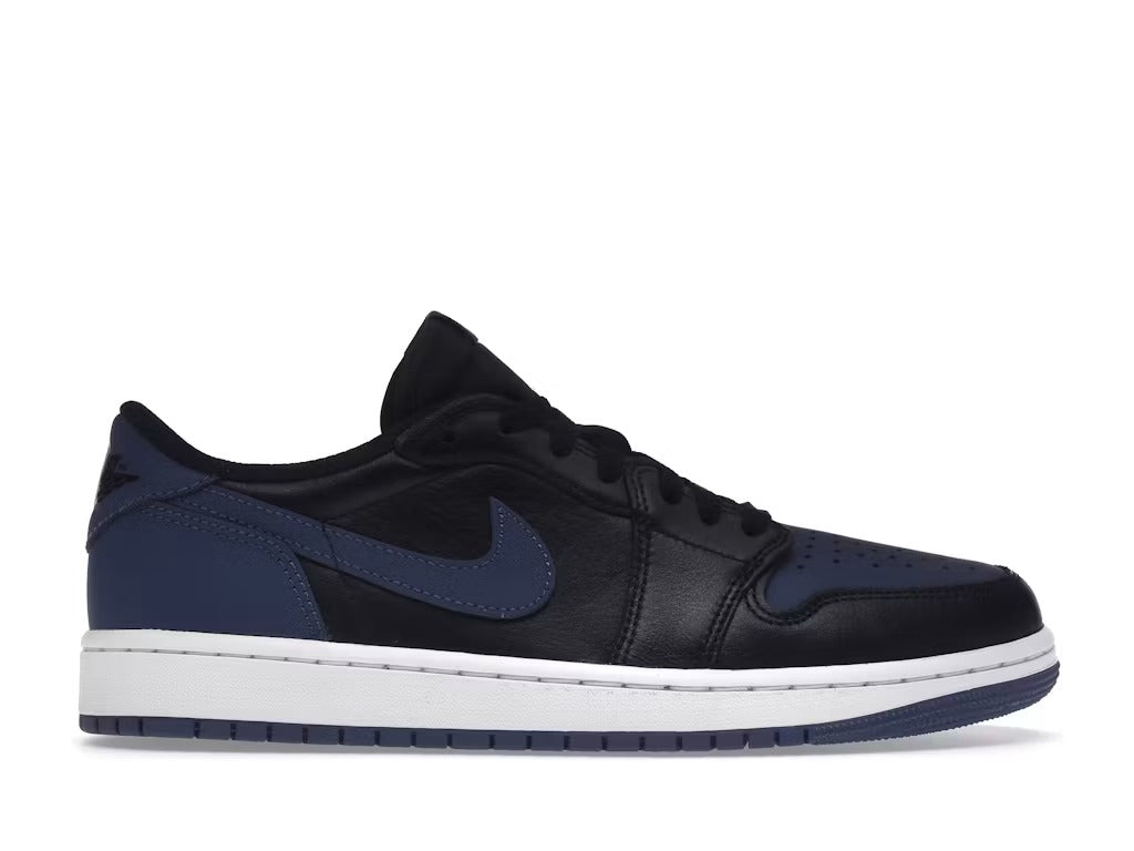 Air Jordan 1 Retro Low OG Mystic Navy product image 1, provided for visual reference and product detail review