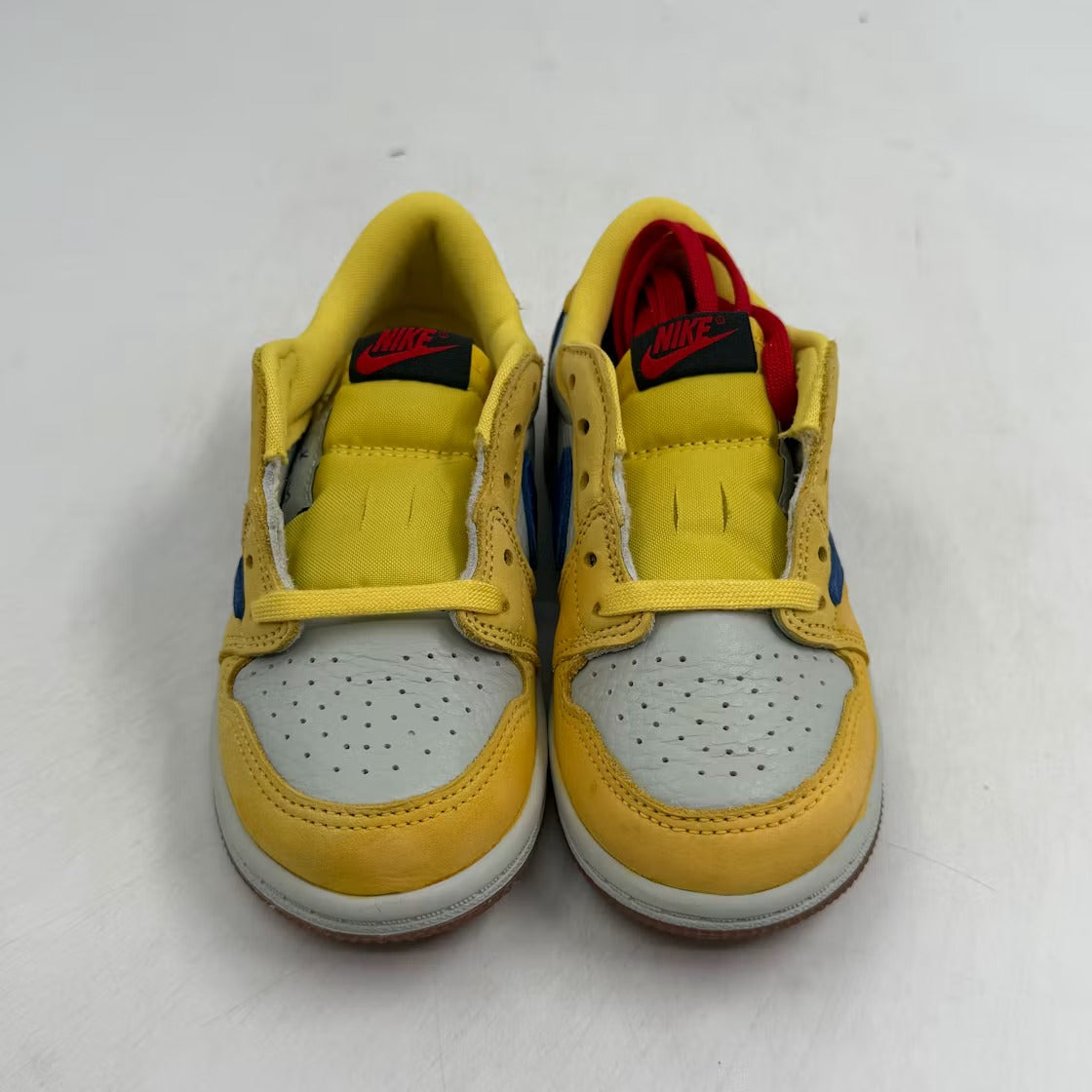 Air Jordan 1 Retro Low OG SP Travis Scott Canary (TD) product image 2, provided for visual reference and product detail
