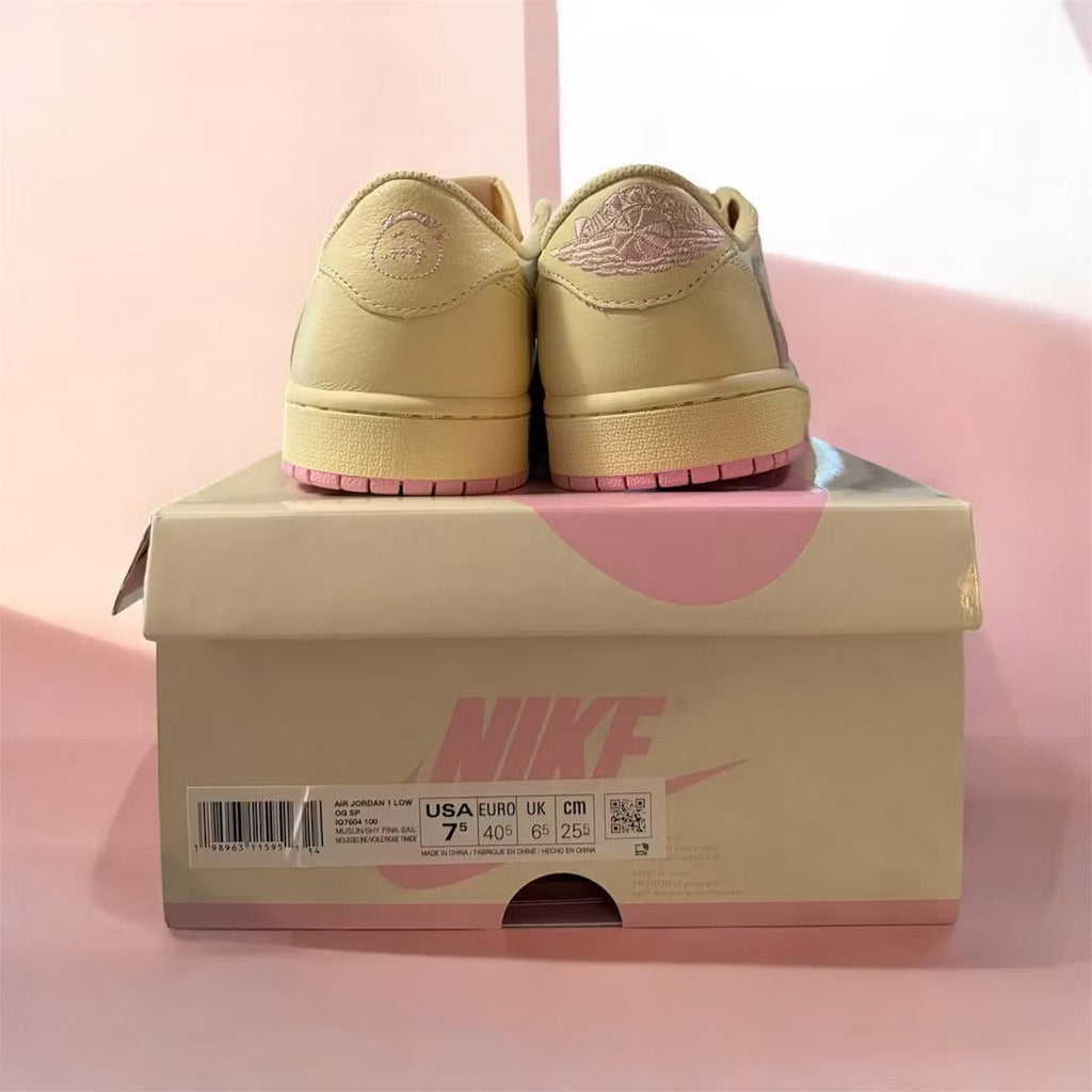 Air Jordan 1 Retro Low OG SP Travis Scott Shy Pink product image 4, provided for visual reference and product detail review
