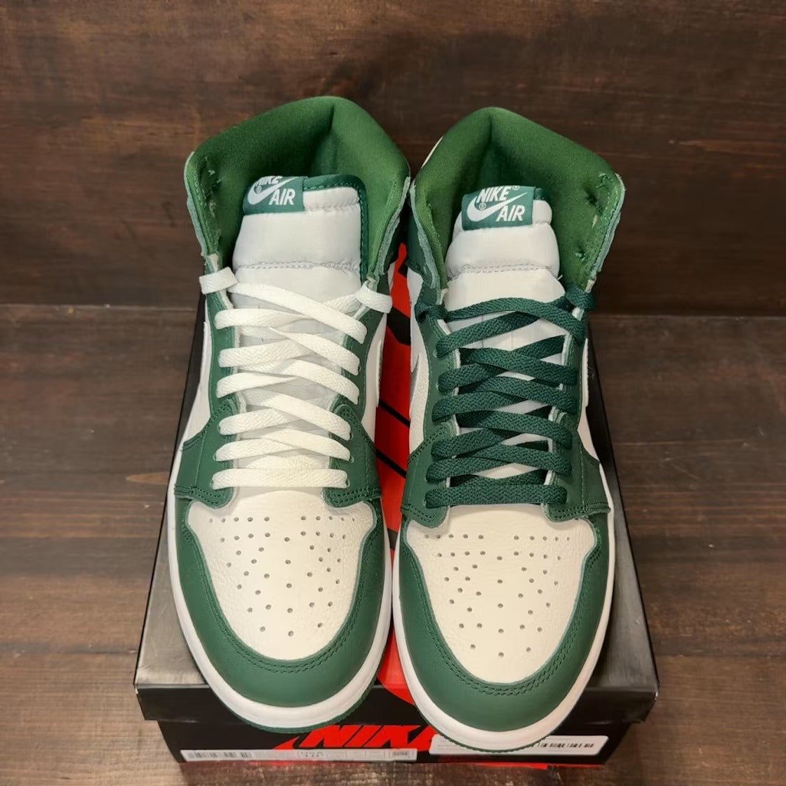 Air Jordan 1 Retro High OG Gorge Green product image 3, provided for visual reference and product detail review