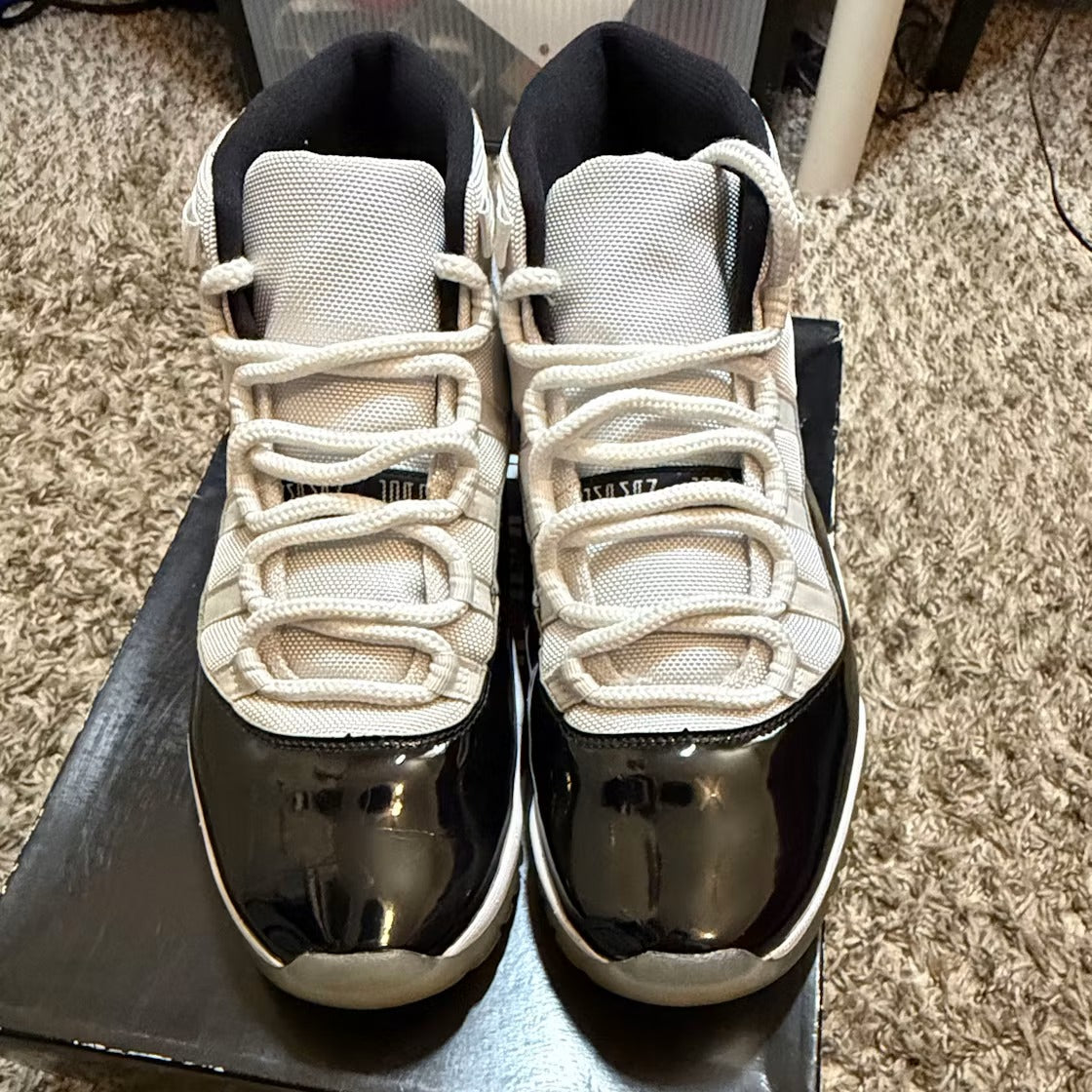Air Jordan 11 Retro Concord (2018) product image 2, provided for visual reference and product detail review