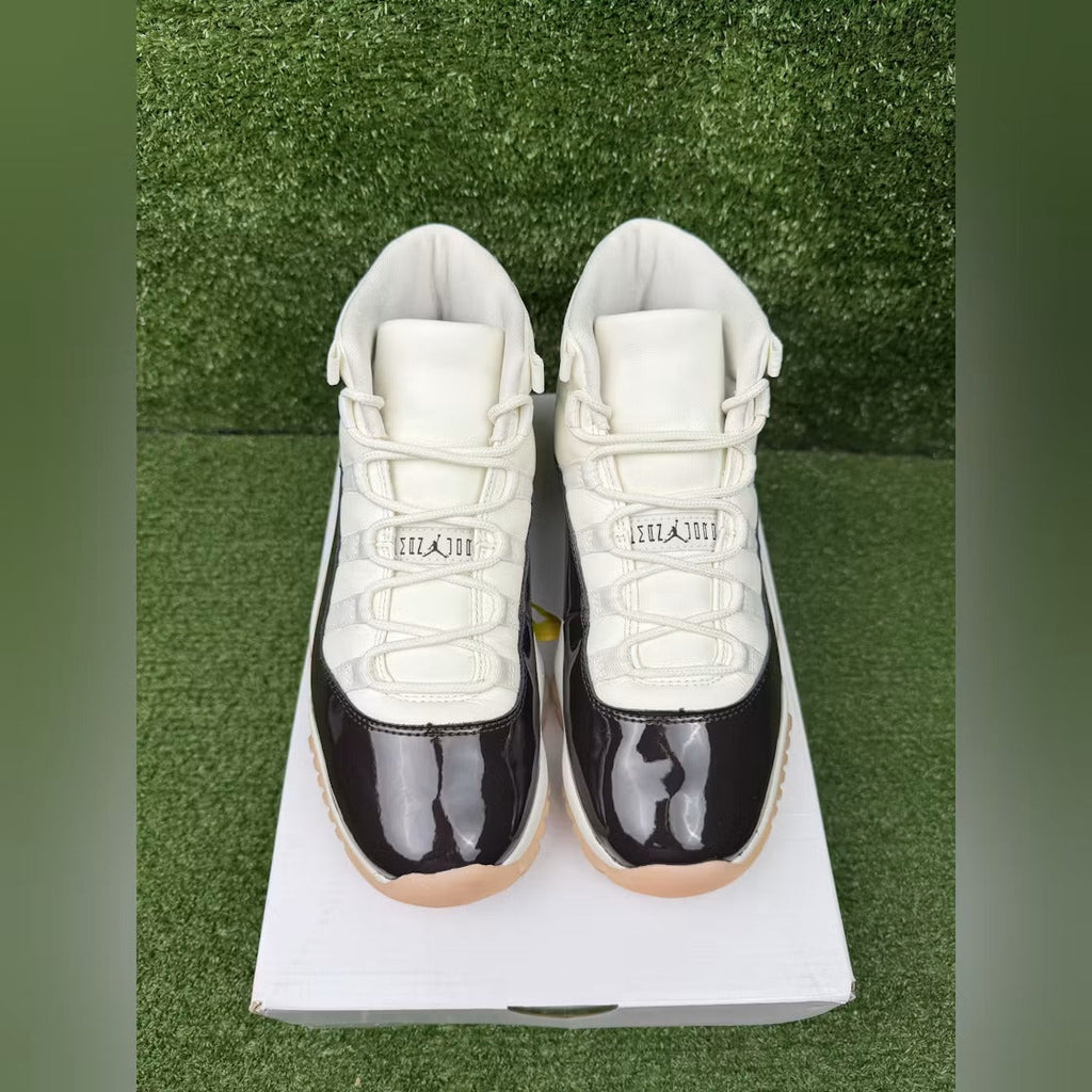 Air Jordan 11 Retro Neapolitan (Women) product image 3, provided for visual reference and product detail review