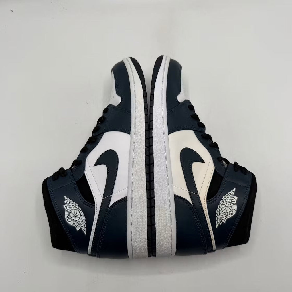 Air Jordan 1 Mid Armory Navy product image 3, provided for visual reference and product detail review