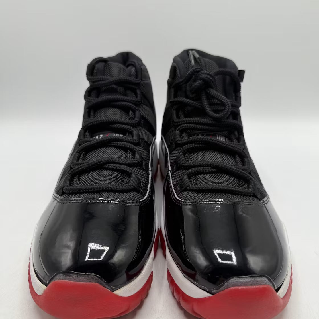 Air Jordan 11 Retro Playoffs Bred (2019) product image 2, provided for visual reference and product detail review