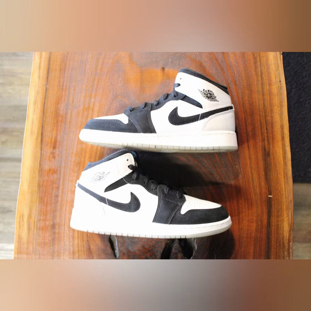 Air Jordan 1 Mid Diamond Shorts (GS) product image 3, provided for visual reference and product detail review