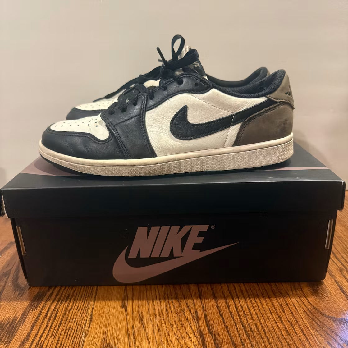 Air Jordan 1 Retro Low OG Mocha product image 2, provided for visual reference and product detail review