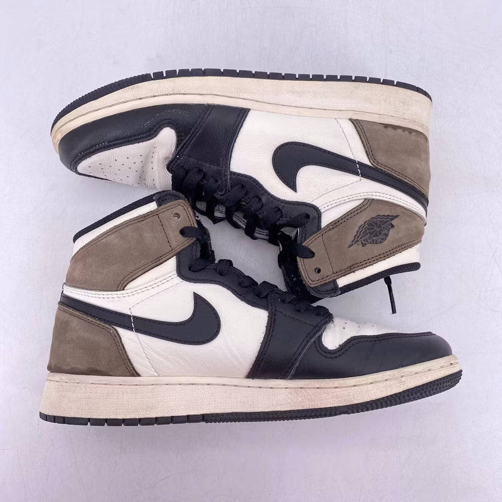 Air Jordan 1 Retro High Dark Mocha (GS) product image 3, provided for visual reference and product detail review