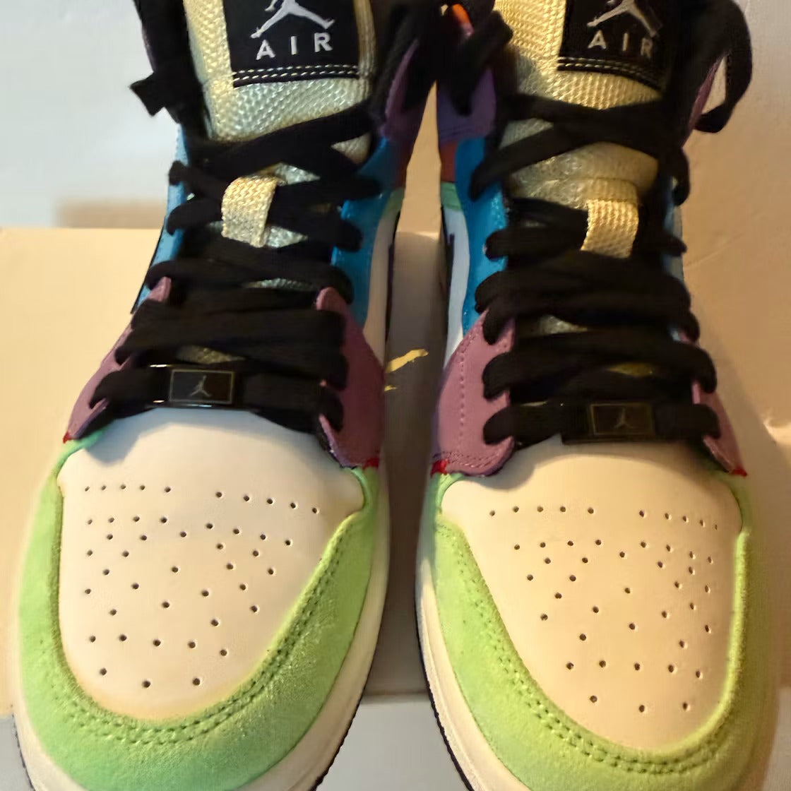 Air Jordan 1 Mid SE Multi-Color (Women) product image 4, provided for visual reference and product detail review