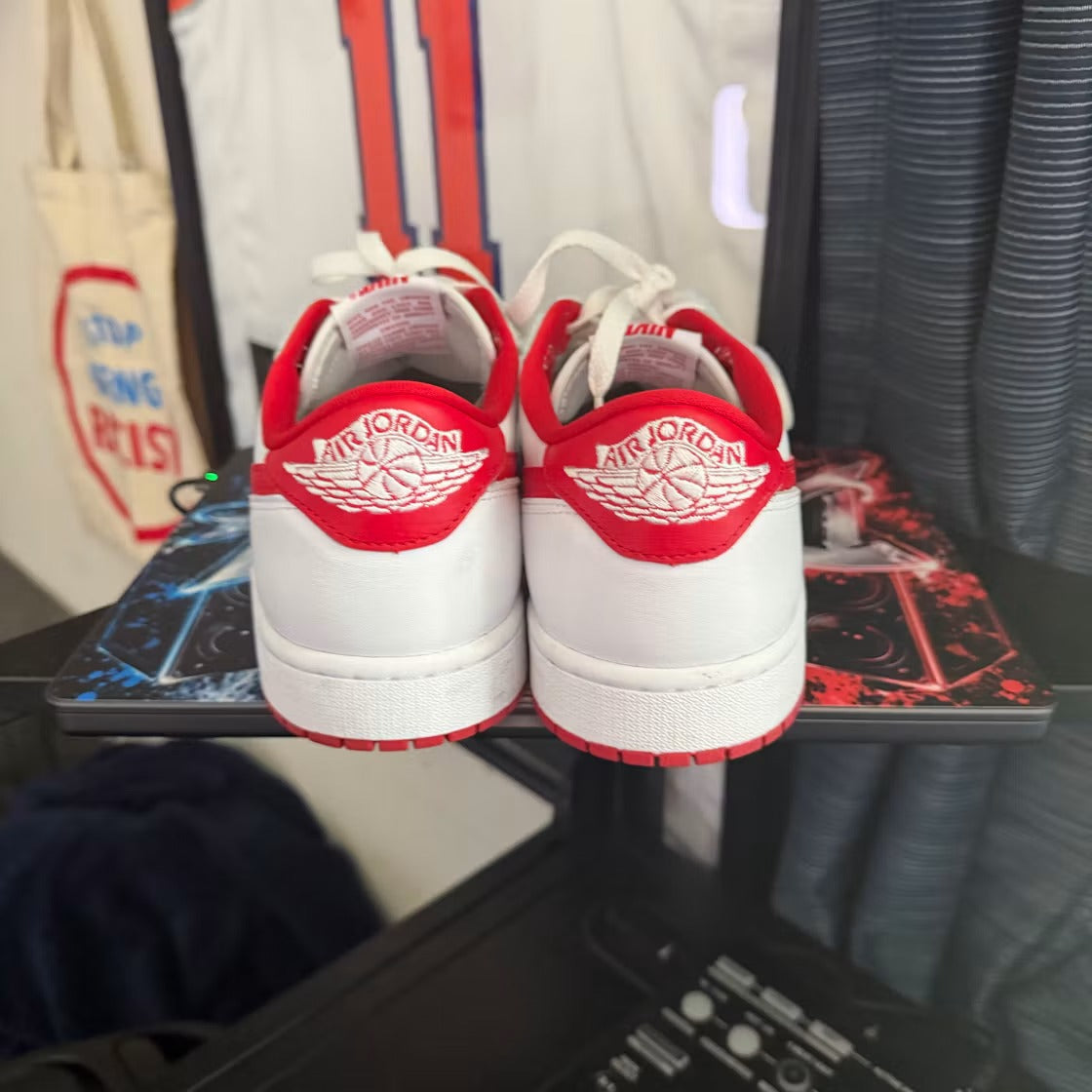 Air Jordan 1 Retro Low OG University Red product image 3, provided for visual reference and product detail review