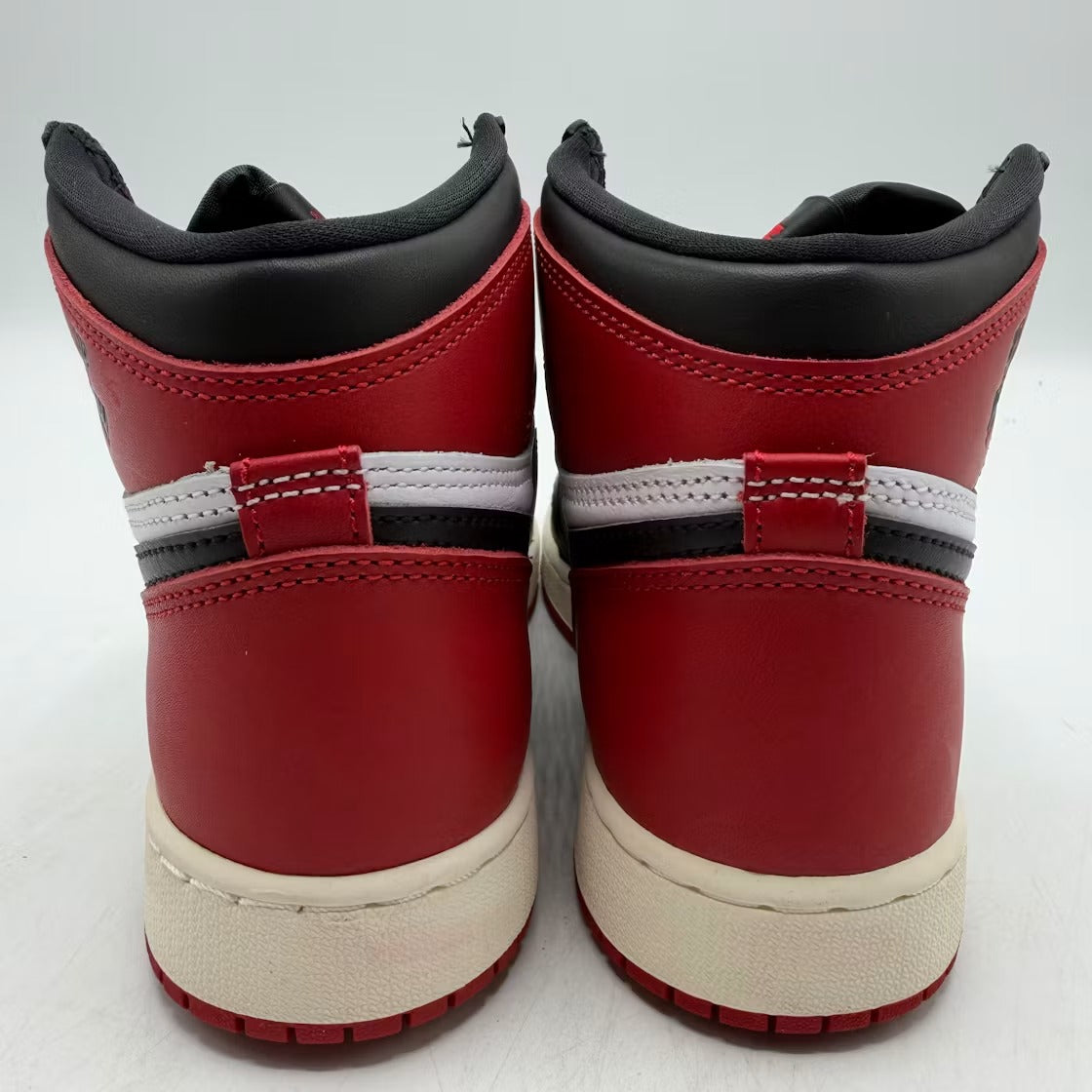 Air Jordan 1 Retro High OG Black Toe Reimagined (GS) product image 5, provided for visual reference and product detail review