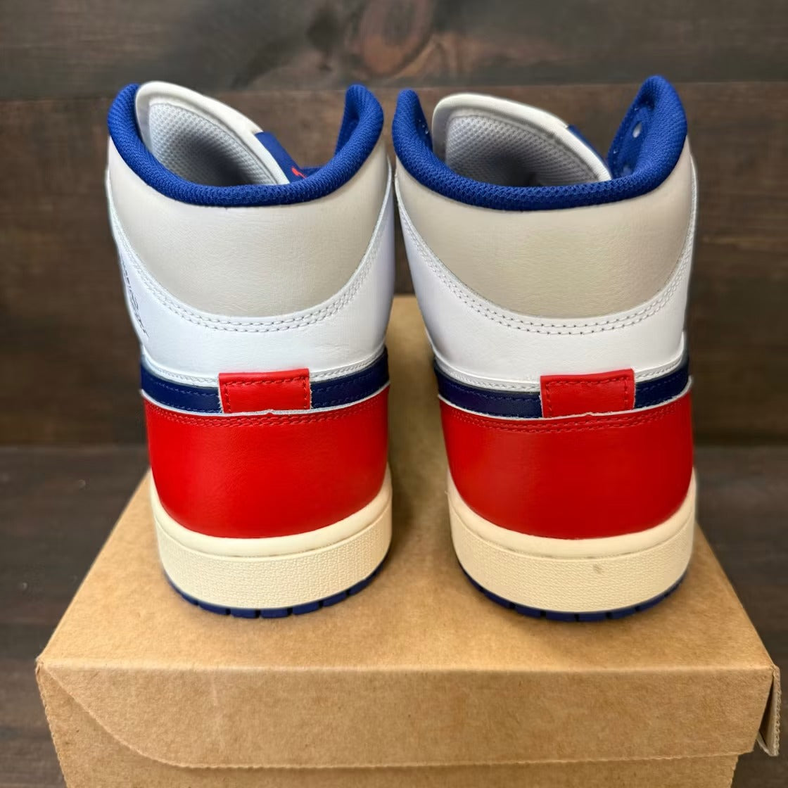 Air Jordan 1 Mid Rare Air product image 4, provided for visual reference and product detail review