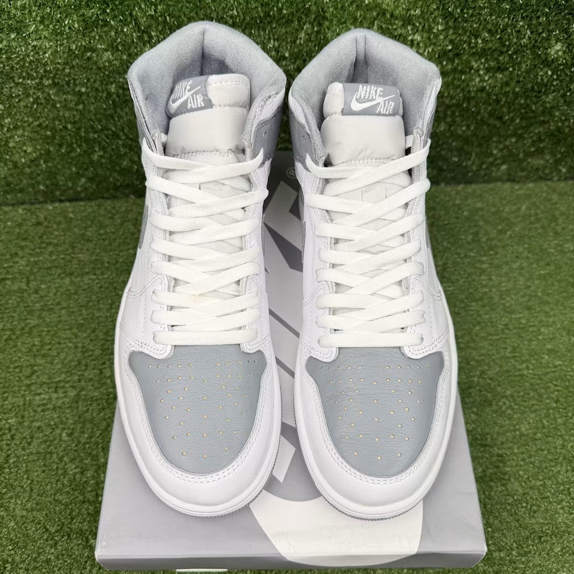 Air Jordan 1 Retro High OG Stealth product image 3, provided for visual reference and product detail review