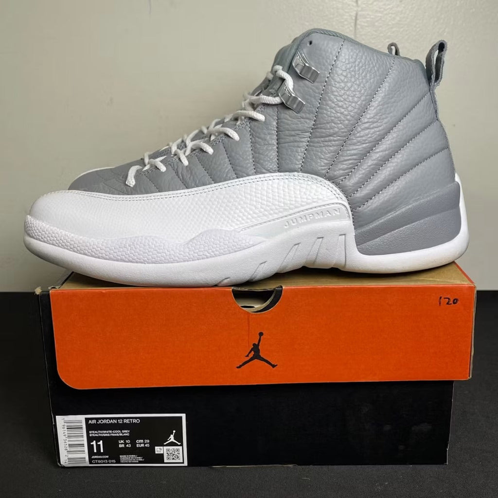 Air Jordan 12 Retro Stealth product image 4, provided for visual reference and product detail review