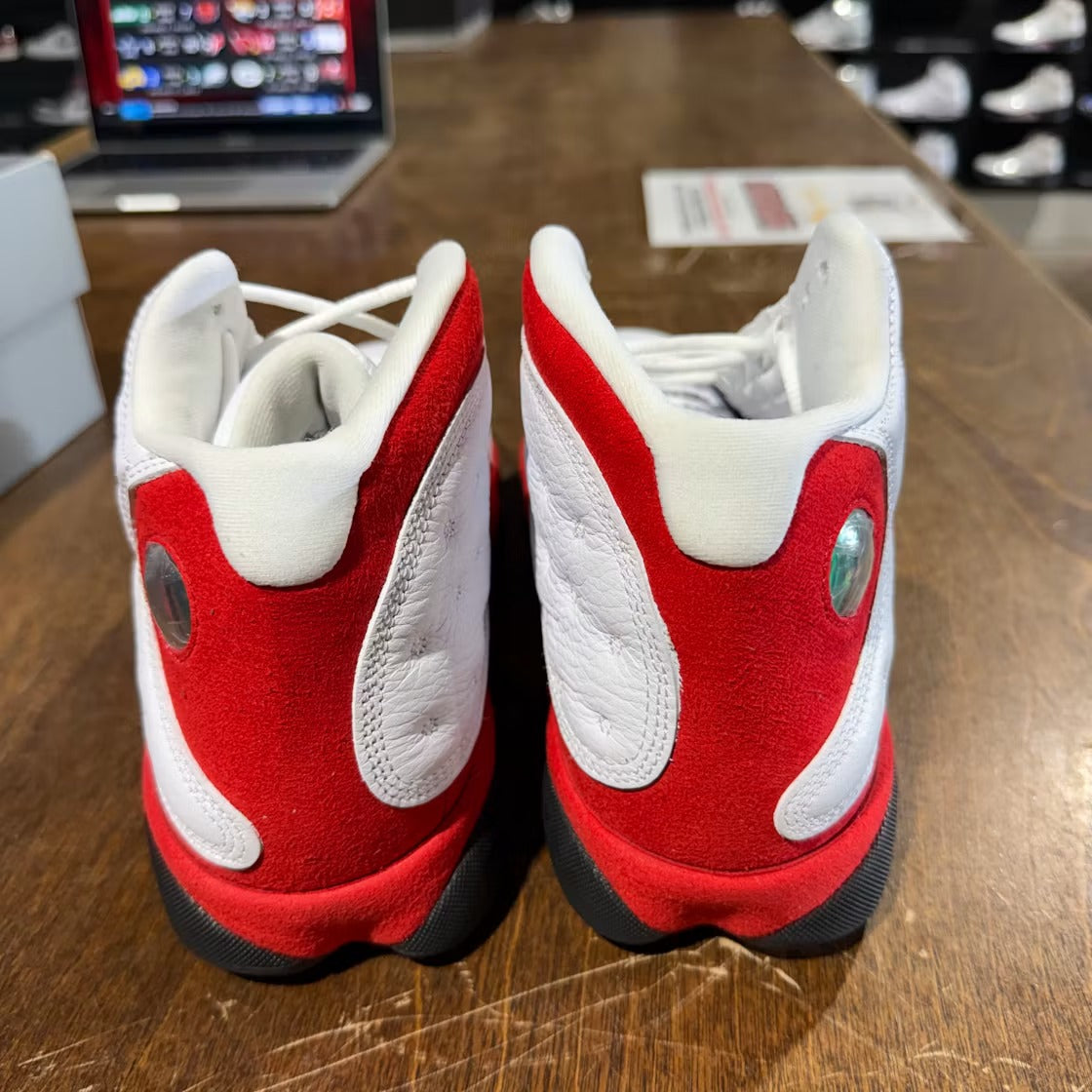 Air Jordan 13 Retro OG Chicago (2026) product image 5, provided for visual reference and product detail review