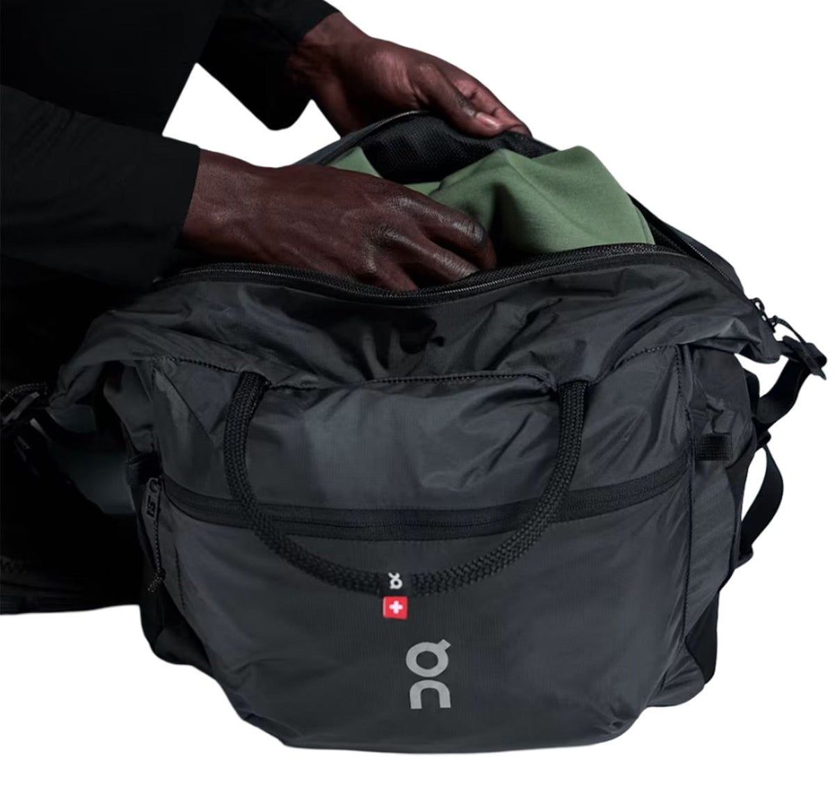 On Track Pack 35L Lite Magnet Sports Duffel Bag product image 3, provided for visual reference and product detail review