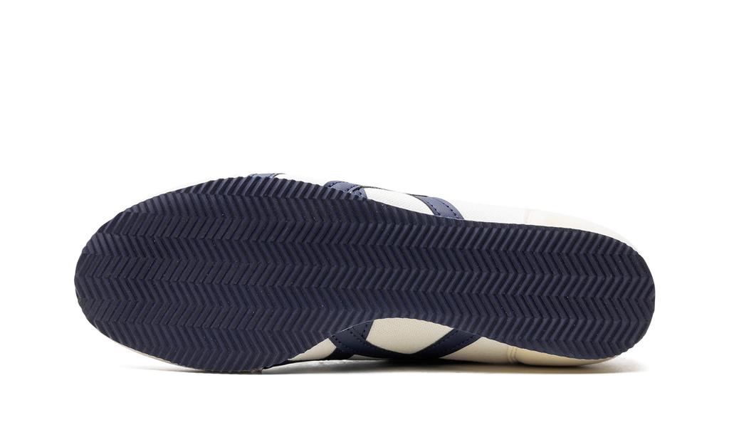 Onitsuka-tiger|track-trainer-white-black-127990 product image 5, provided for visual reference and product detail review