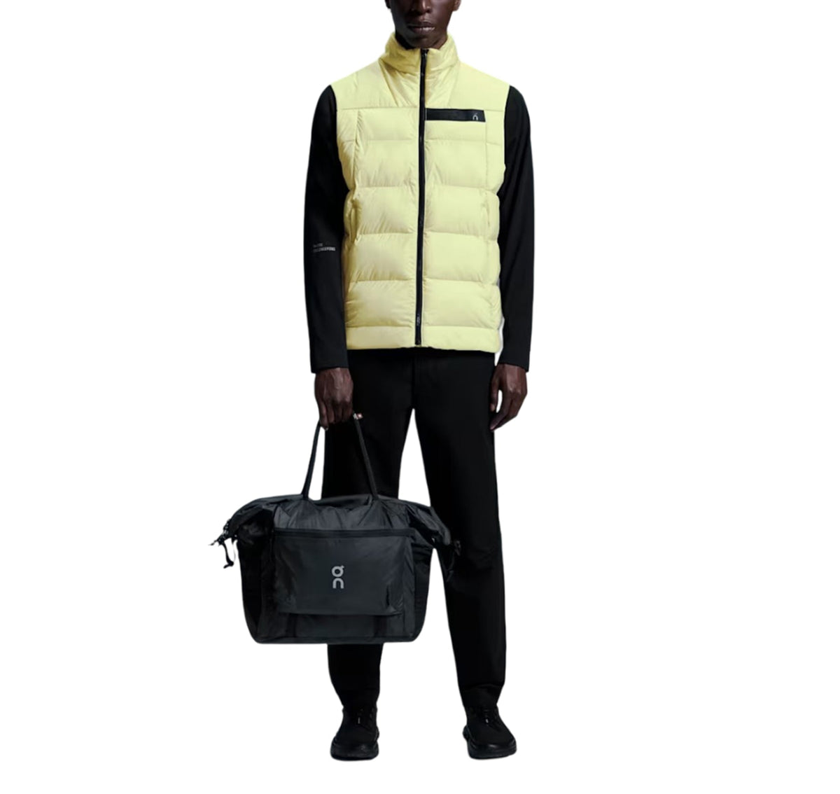 On Track Pack 35L Lite Magnet Sports Duffel Bag product image 5, provided for visual reference and product detail review