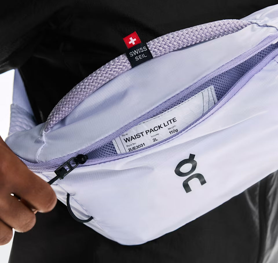 On Waist Pack 2L Lite Thistle product image 3, provided for visual reference and product detail review