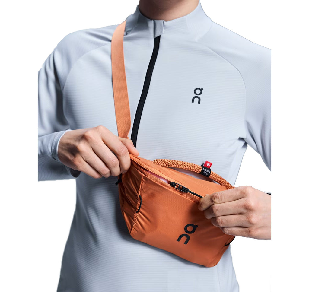 On Waist Pack 2L Lite Desert Glow product image 1, provided for visual reference and product detail review