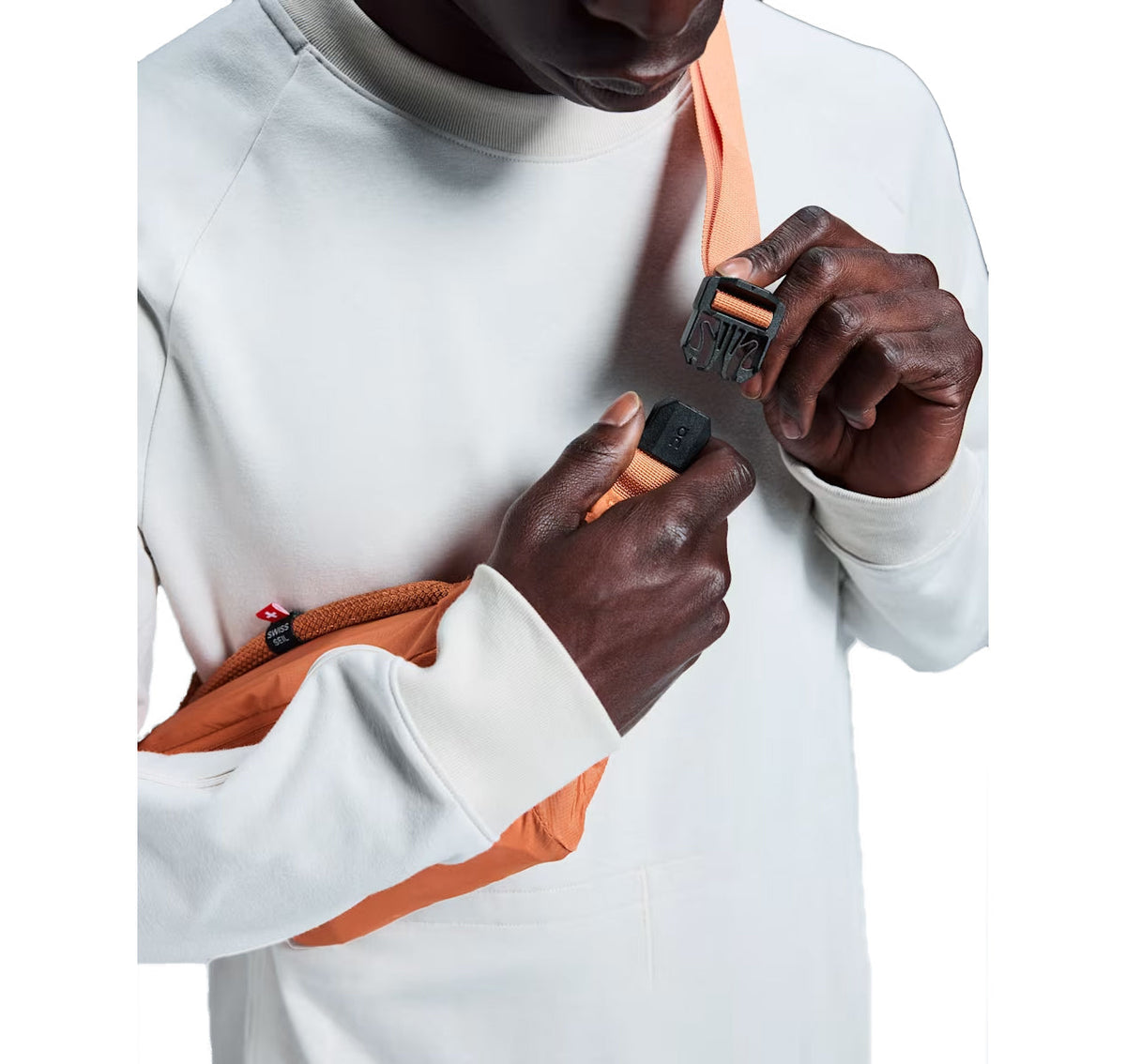 On Waist Pack 2L Lite Desert Glow product image 3, provided for visual reference and product detail review