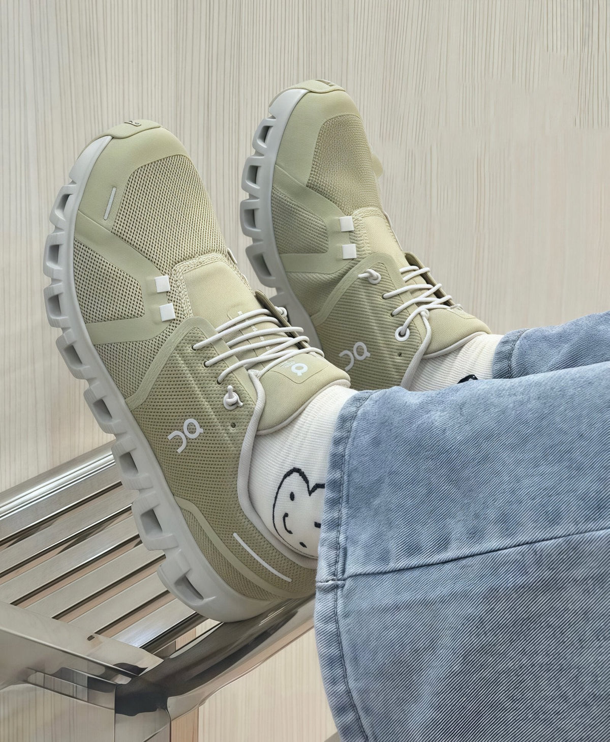 On Cloud 6 Caper Ice Lifestyle Sneakers product image 2, provided for visual reference and product detail review