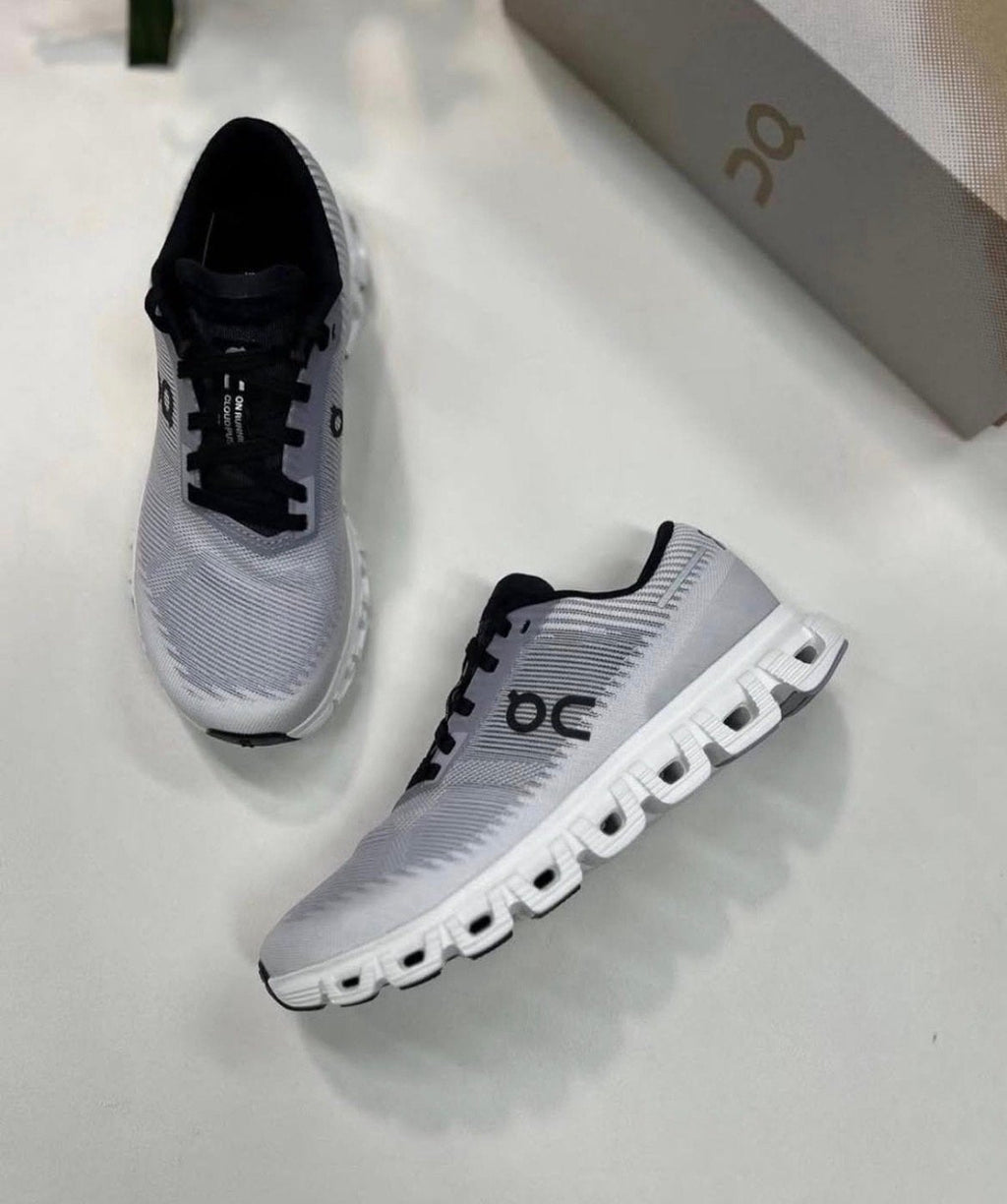 On Cloud 6 Push Lilac Black Lifestyle Sneakers product image 6, provided for visual reference and product detail review
