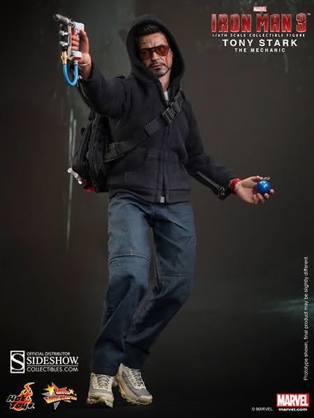 Hot Toys Tony Stark (The Mechanic Special Edition) 1/6 Scale Action Figure product image 2, provided for visual reference