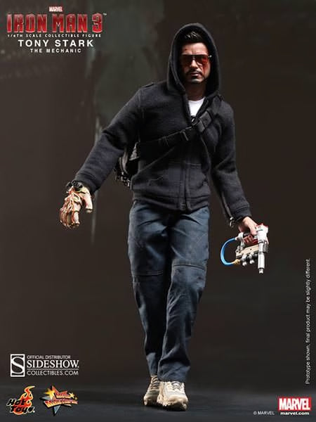 Hot Toys Tony Stark (The Mechanic Special Edition) 1/6 Scale Action Figure product image 3, provided for visual reference