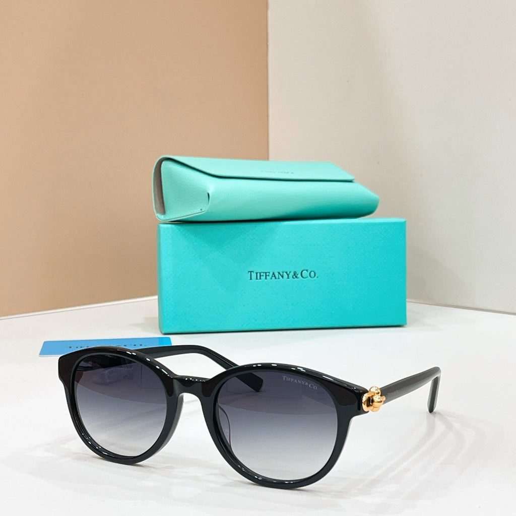 Tiffany & Co. Otf 4263D Sunglasses product image 4, provided for visual reference and product detail review