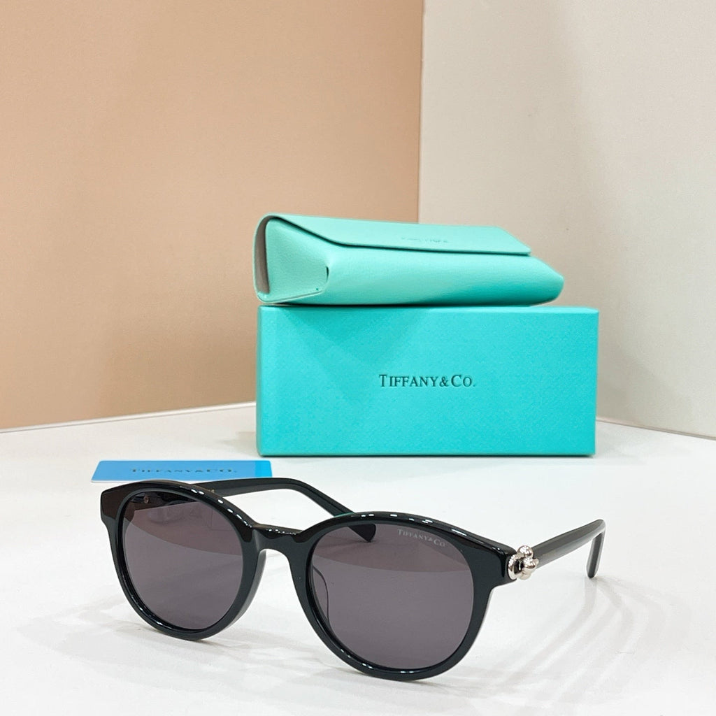 Tiffany & Co. Otf 4263D Sunglasses product image 7, provided for visual reference and product detail review