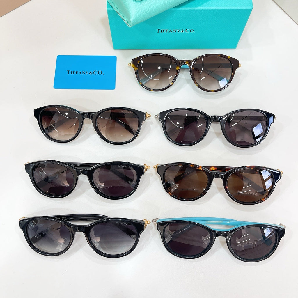 Tiffany & Co. Otf 4263D Sunglasses product image 9, provided for visual reference and product detail review