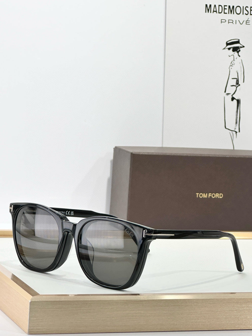 Tom Ford TF6052-D-B Sunglasses product image 1, provided for visual reference and product detail review